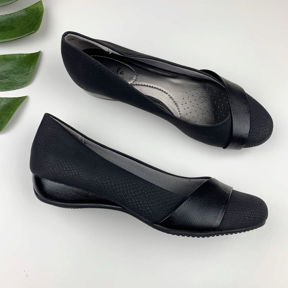 Life Stride Black Low Wedge Heels
